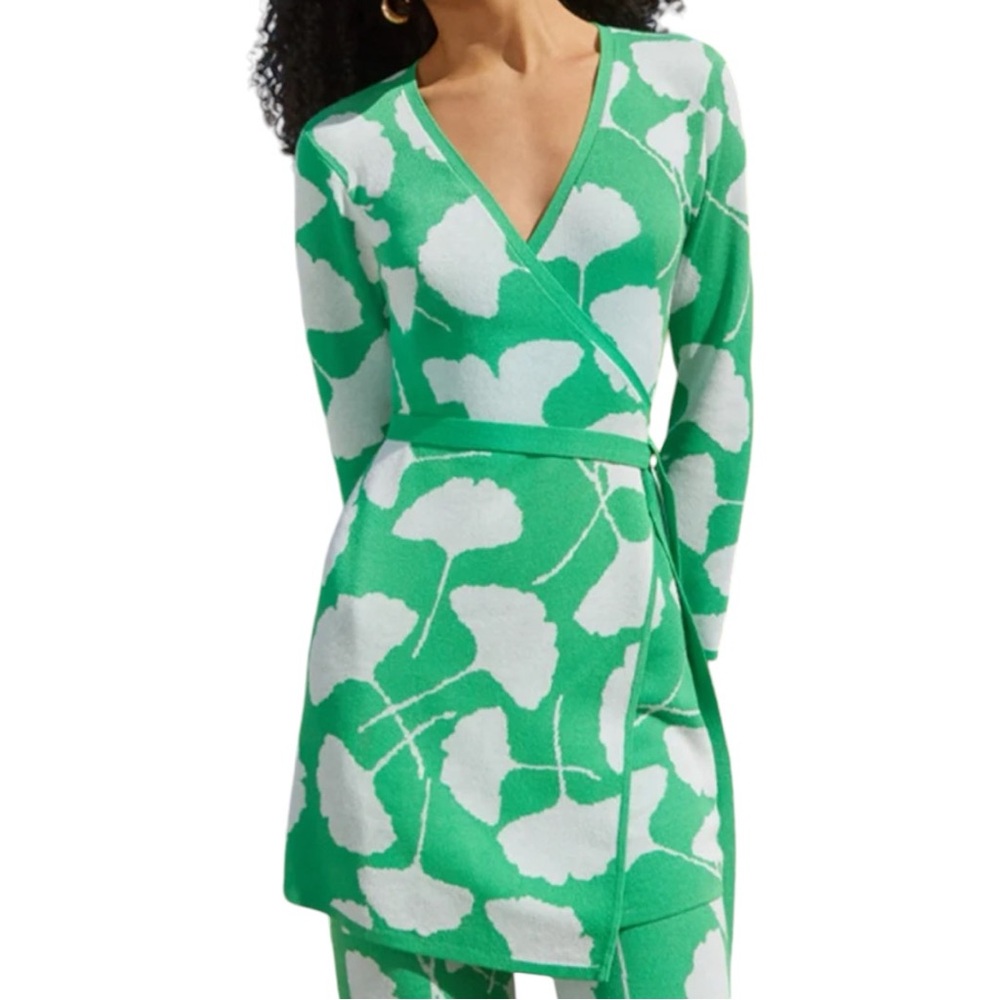 Diane von Furstenberg X Target Green Gingko Wrap Tunic sweater size Size small